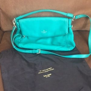 Kate spade turquoise crossbody purse with dust bag